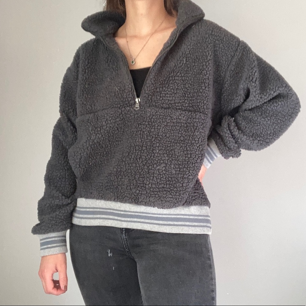 American Eagle Dark Gray Sherpa Quarter Zip Pullover